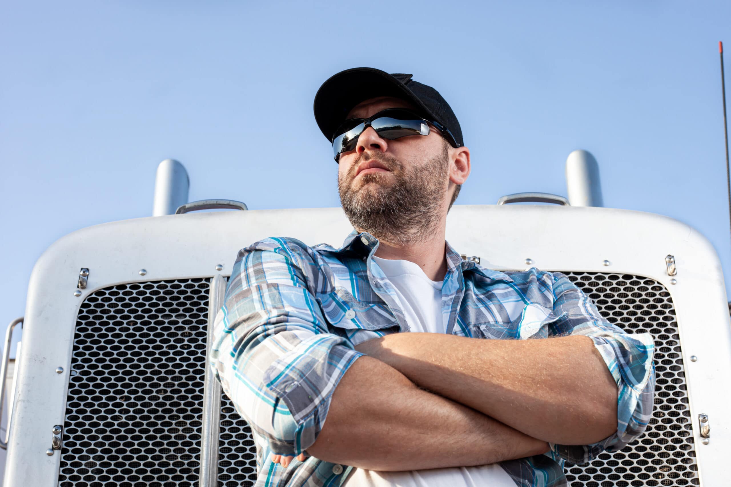 what is an owner operator truck driver